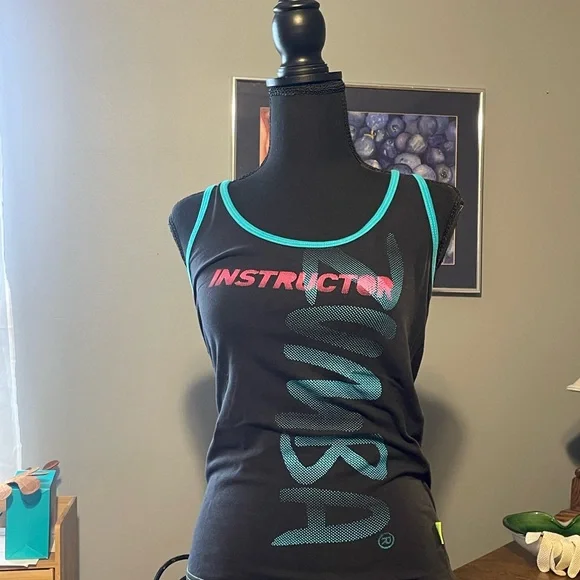 Two Zumba Cute tops. - Picture 4 of 4